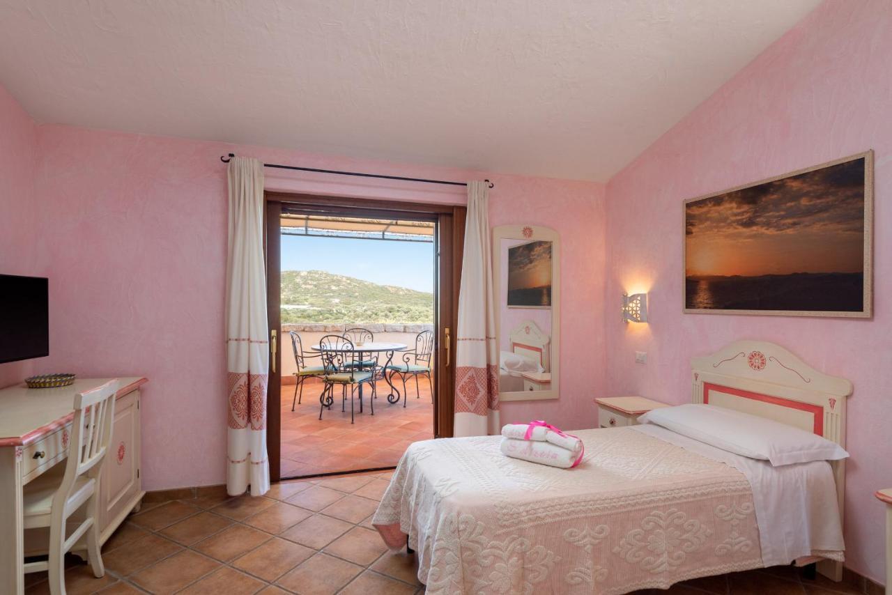 Affittacamere S'Alzola Porto Rotondo Extérieur photo